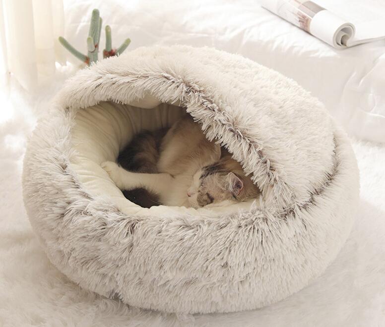 Hooded Calming Plush Bed for Cats